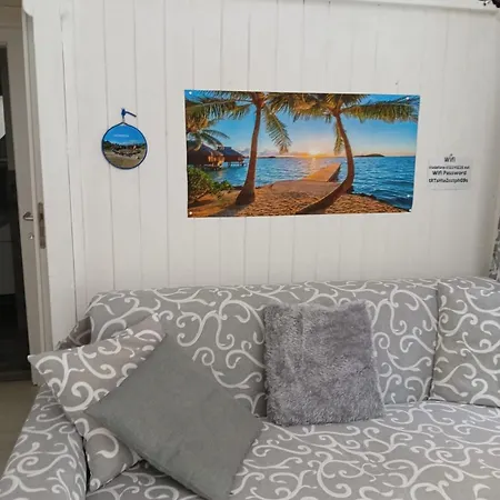 Single Nearby The * Джардини-Наксос