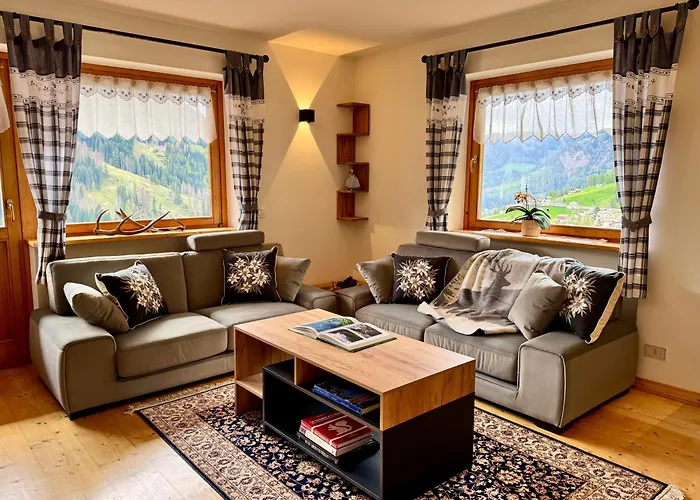 Single Nearby The Apartment *