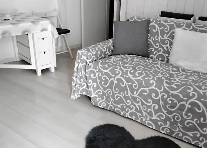 Single Nearby The * Giardini Naxos